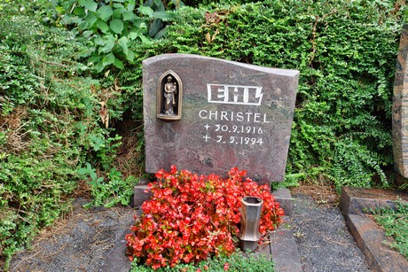 friedhof-niehl