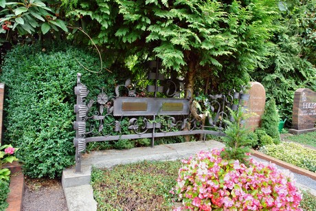 friedhof-niehl