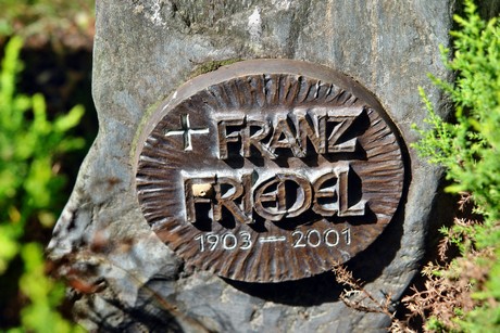 friedhof-niehl