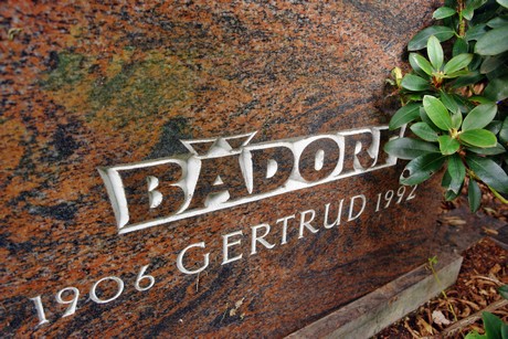 friedhof-niehl