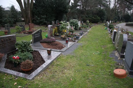 friedhof-niehl