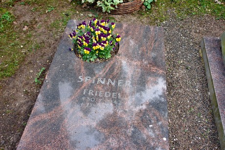ostfriedhof