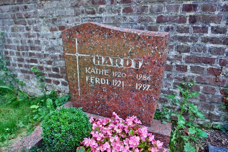 friedhof-suerth