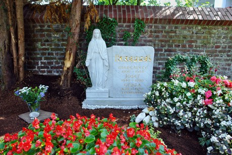 friedhof-suerth
