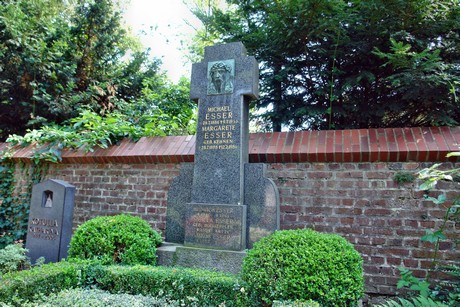 friedhof-suerth