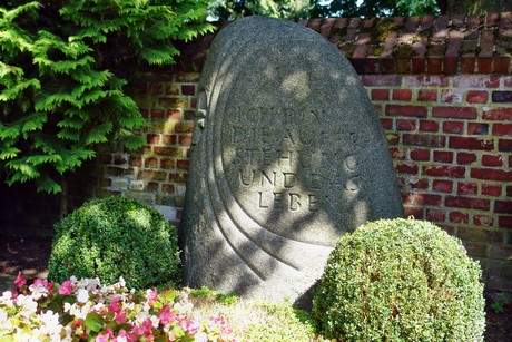 friedhof-suerth