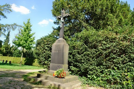 friedhof-suerth