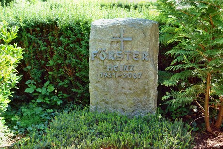 friedhof-suerth