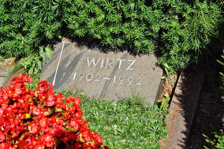 friedhof-suerth