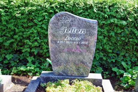 friedhof-suerth