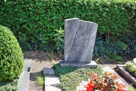 friedhof-suerth