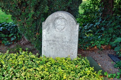 friedhof-suerth