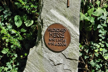friedhof-suerth
