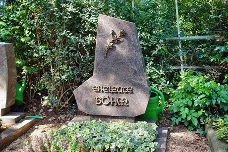 friedhof-suerth