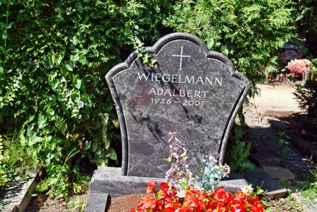 friedhof-suerth