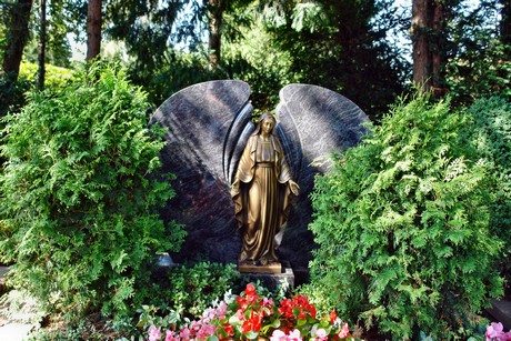 friedhof-suerth