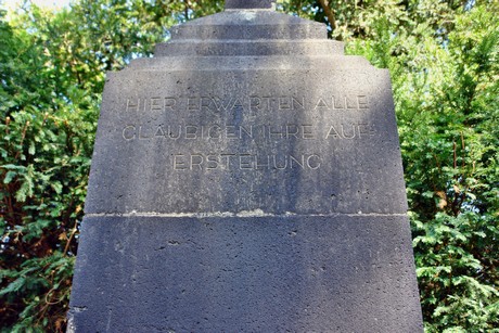friedhof-suerth