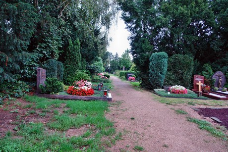 friedhof-suerth