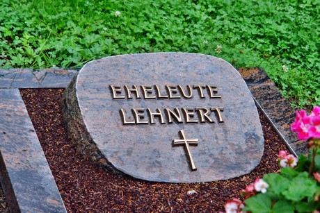friedhof-suerth