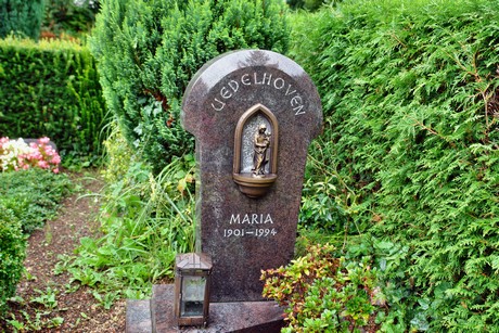 friedhof-suerth
