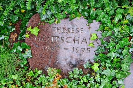 friedhof-suerth