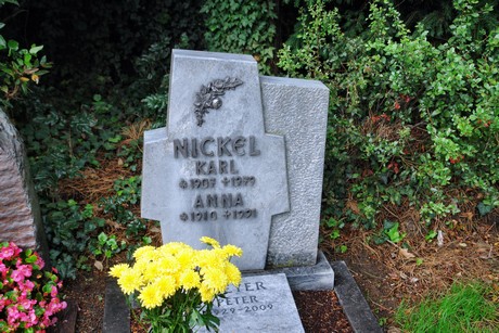 friedhof-suerth