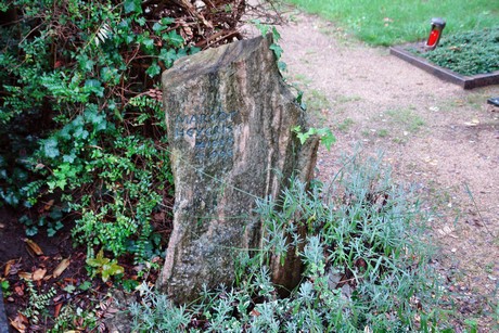friedhof-suerth