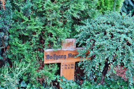 friedhof-suerth