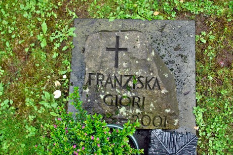 friedhof-suerth