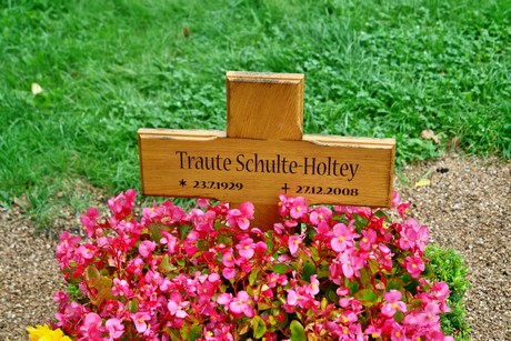 friedhof-suerth