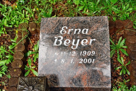 friedhof-suerth