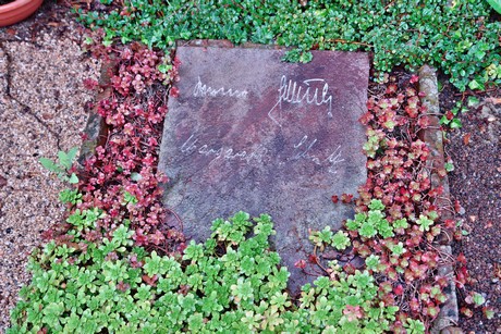 friedhof-suerth