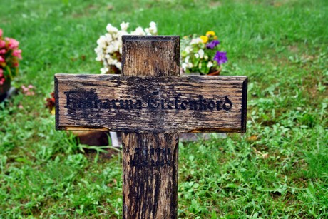 friedhof-suerth