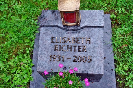 friedhof-suerth