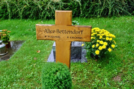 friedhof-suerth