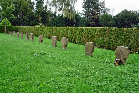 friedhof-suerth