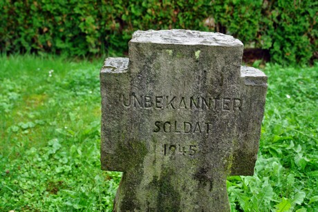 friedhof-suerth