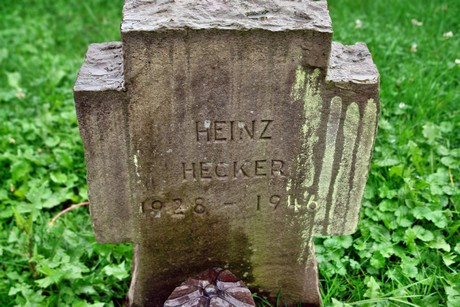 friedhof-suerth