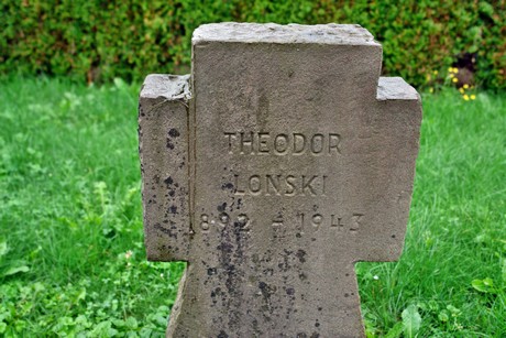 friedhof-suerth