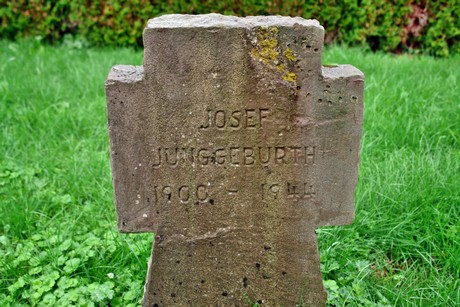 friedhof-suerth