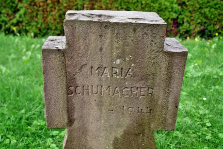 friedhof-suerth