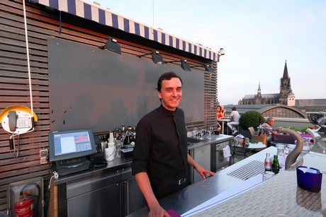 sky-lounge