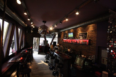 sonderbar