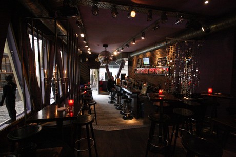 sonderbar