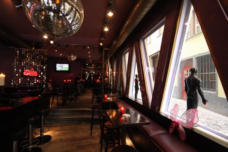 sonderbar