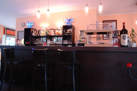 cafe-carre