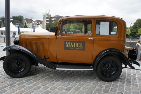 Mauel