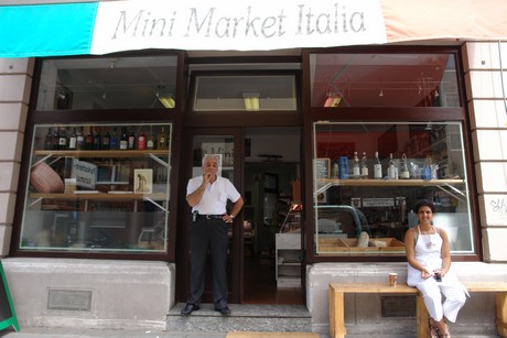 mini-market