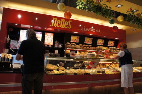 nelles