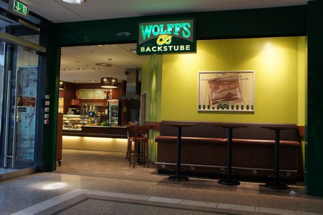 wolffs-backstube-Rheincenter